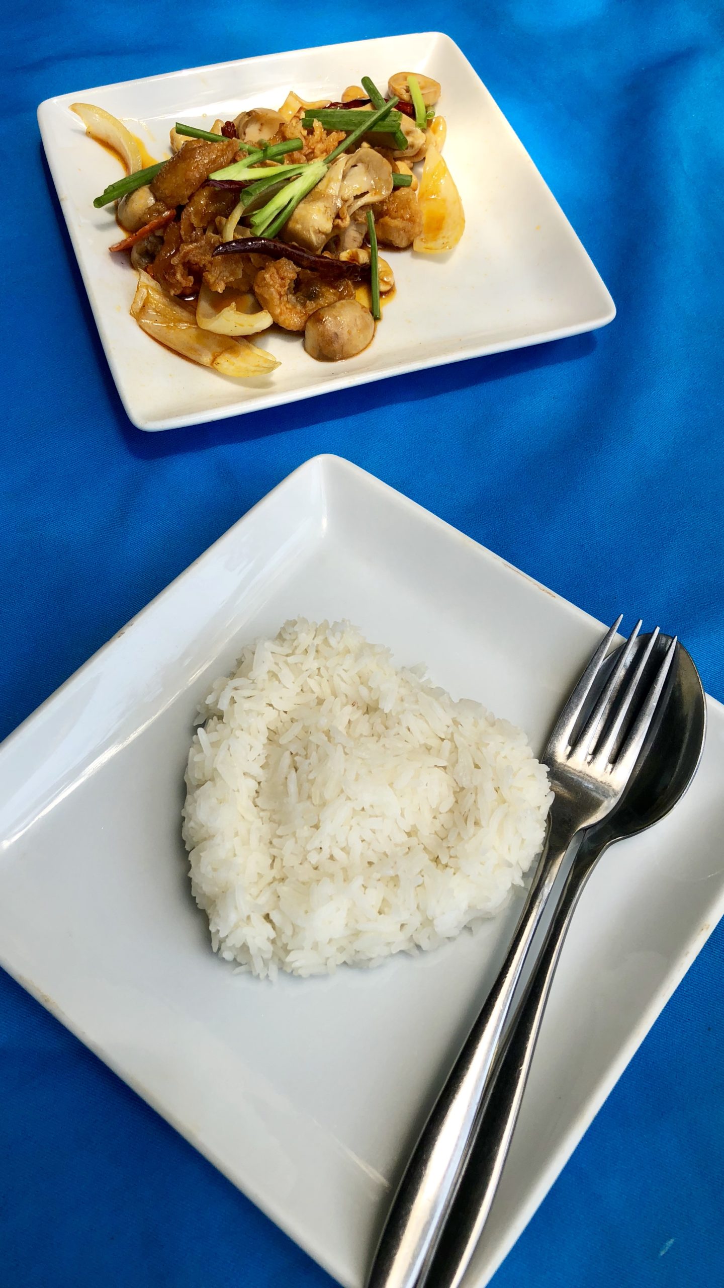 Kana wokk ja südamekujuline riis