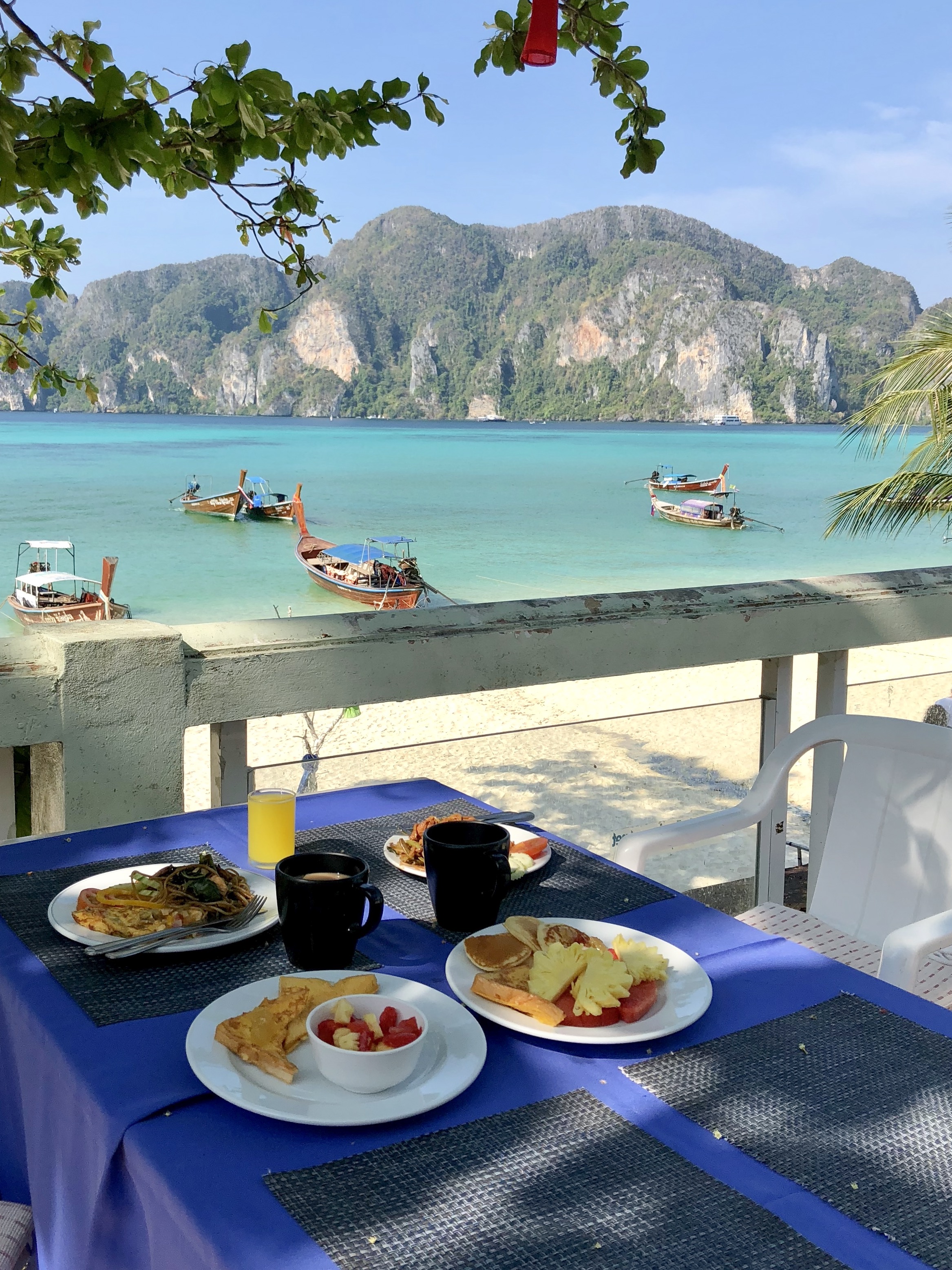Bayview restort breakfast view Phi Phi island